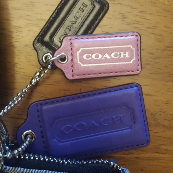 Coach - Picture 2 of 8